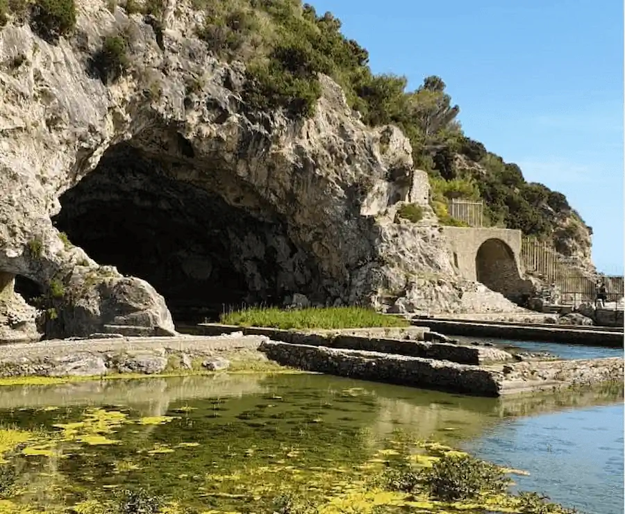 sperlonga mount3 Сперлонга в Италии