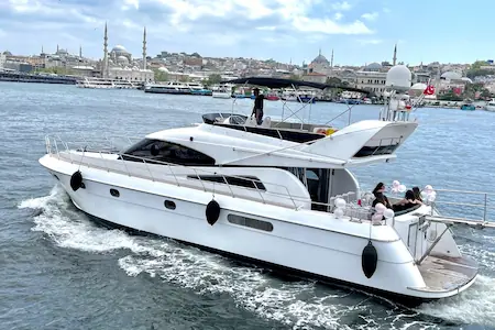 istanbul-yacht-bosphorus0