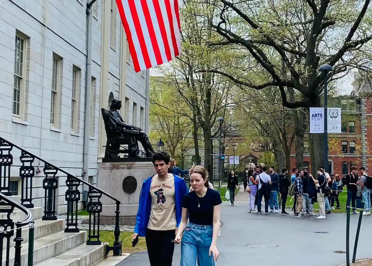 sightseeing-boston-harvard