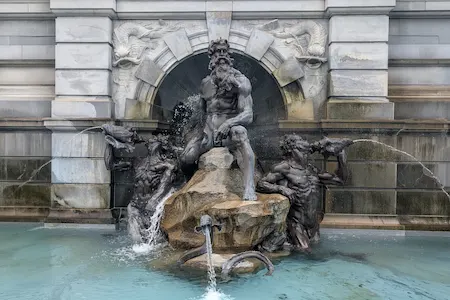 Вашингтон — столица США, мировой центр политики, истории и культуры